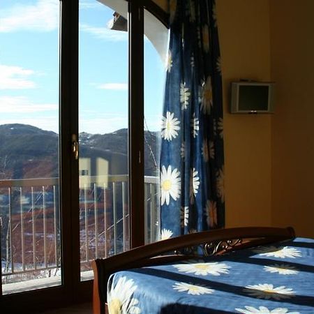 Levice Orchidea Selvatica B&B מראה חיצוני תמונה