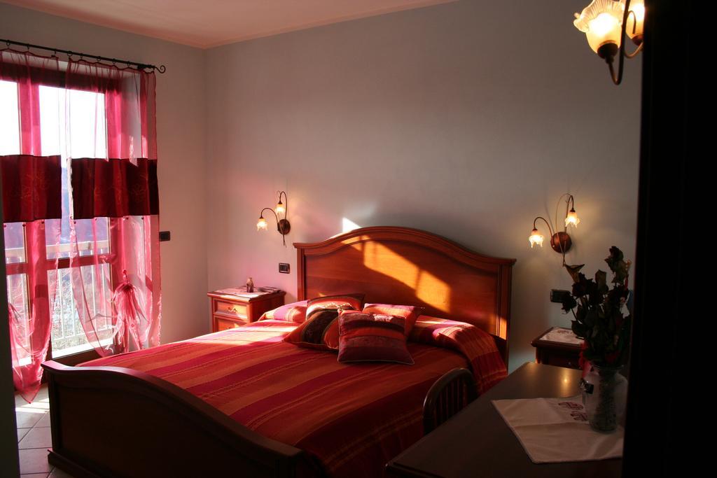Levice Orchidea Selvatica B&B מראה חיצוני תמונה